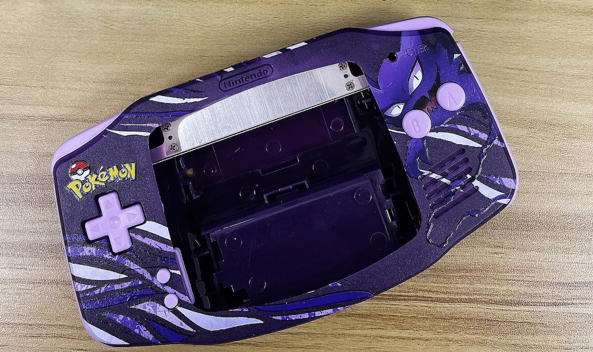 Custom Game Boy Advance Gengar Shell